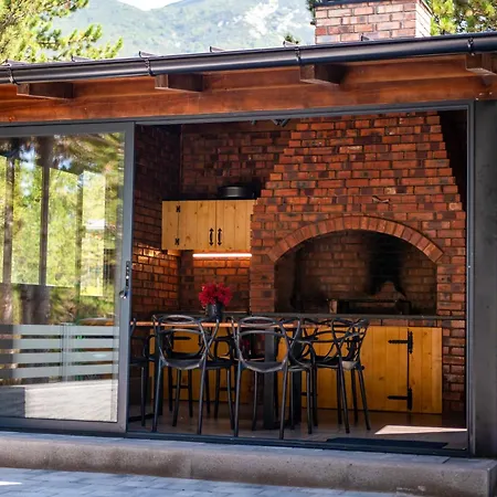 P&m A-frame House Blidinje